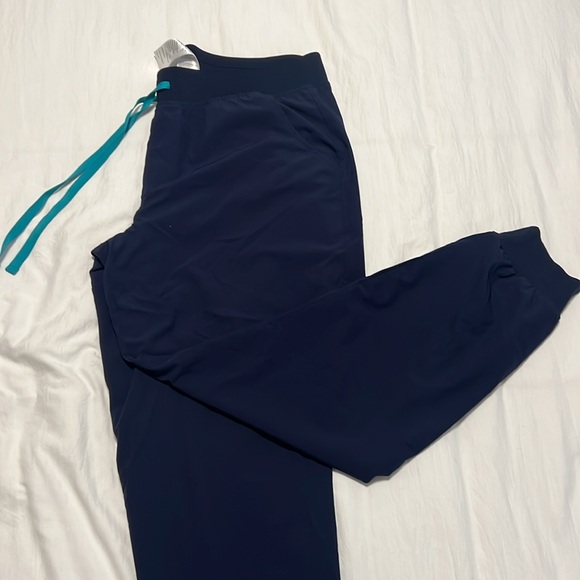 Free lined jogger scrub pants - Picture 3 of 5